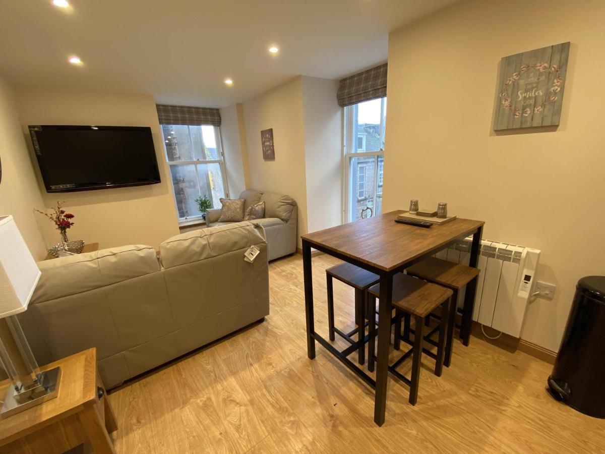 אינברנס Waverley Inn Holiday Apartments מראה חיצוני תמונה