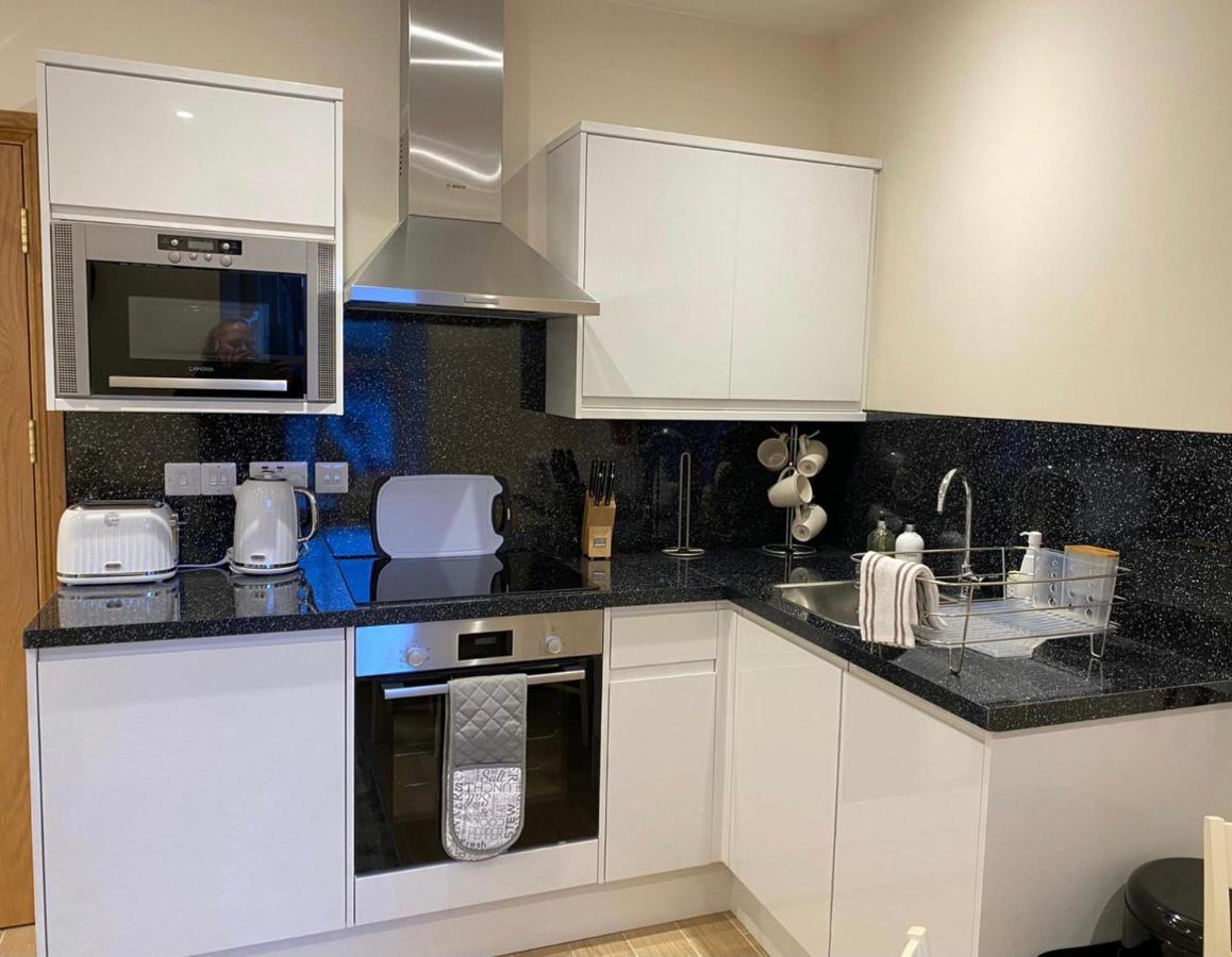 אינברנס Waverley Inn Holiday Apartments מראה חיצוני תמונה