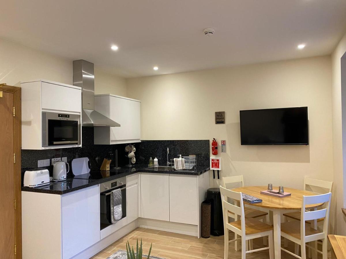 אינברנס Waverley Inn Holiday Apartments מראה חיצוני תמונה