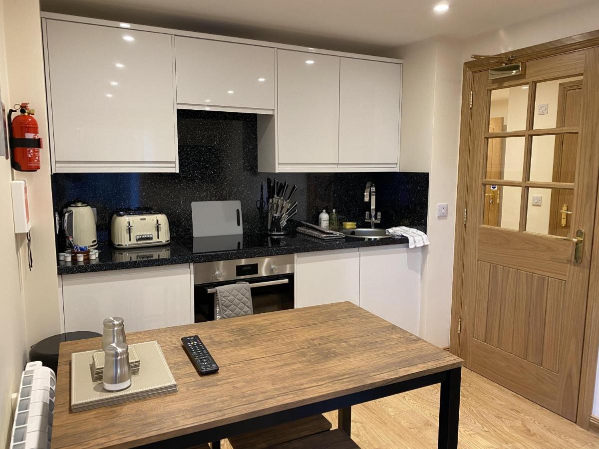 אינברנס Waverley Inn Holiday Apartments מראה חיצוני תמונה