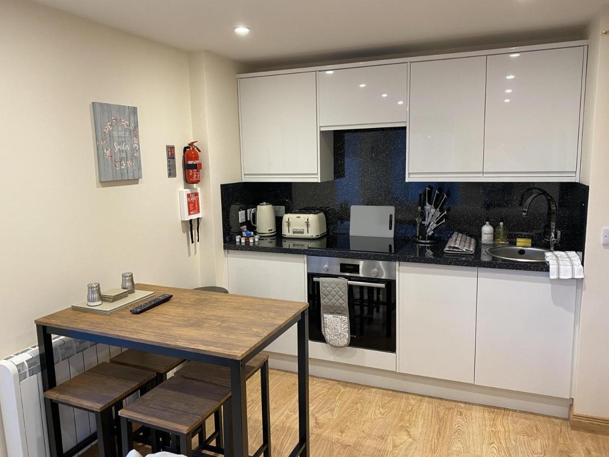 אינברנס Waverley Inn Holiday Apartments מראה חיצוני תמונה
