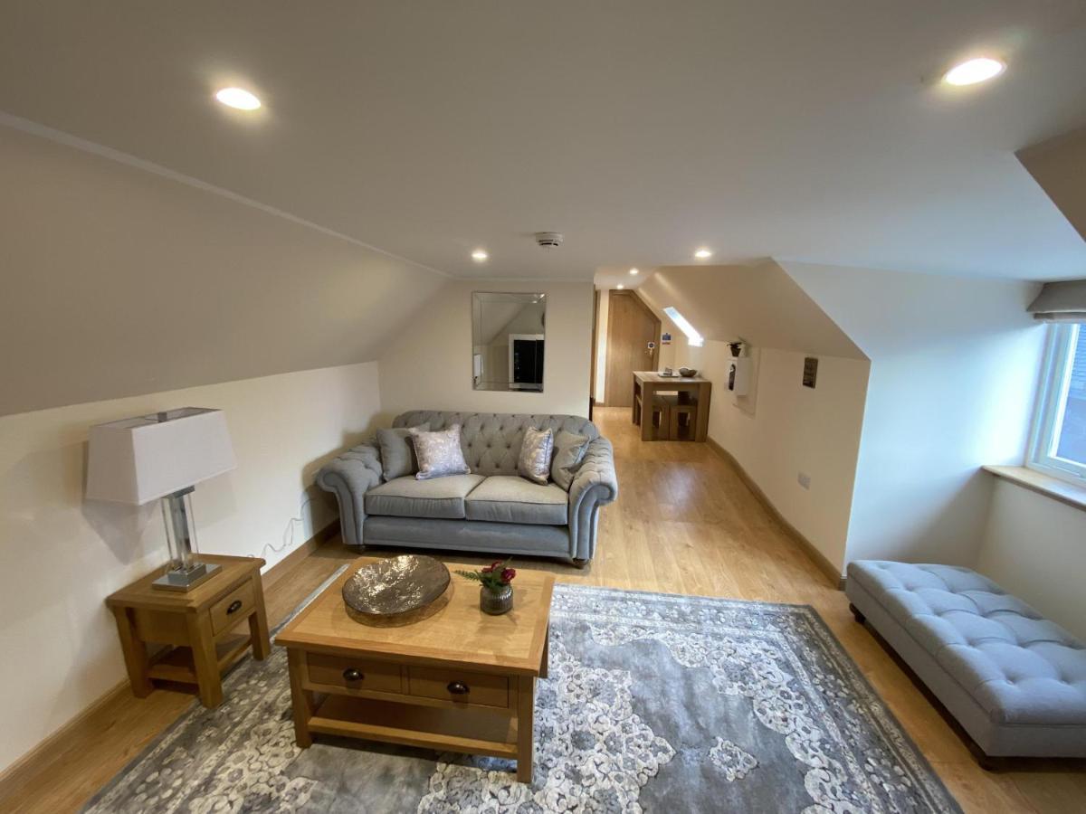 אינברנס Waverley Inn Holiday Apartments מראה חיצוני תמונה